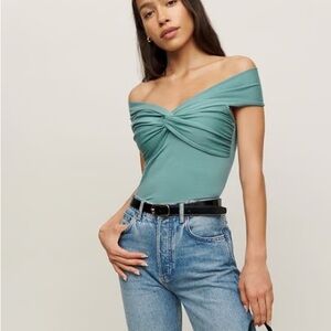 Reformation ezlynn knit top